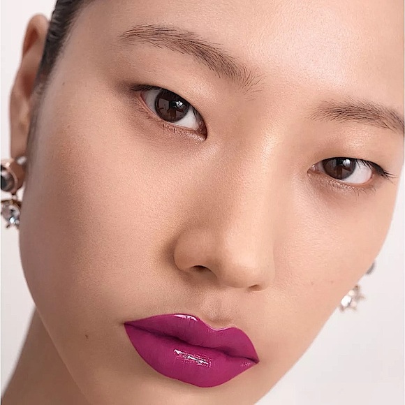 BURBERRY Kisses Lip Lacquer Rosy Mauve - Picture 5 of 6